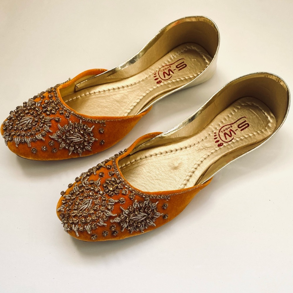 COPY - NEW Woman’s Punjabi Jutti Flats